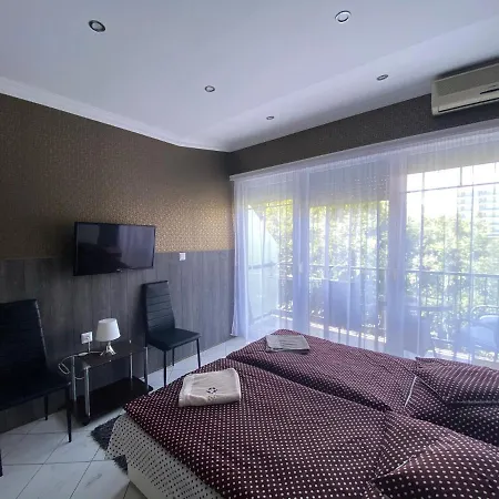 Barbara Vendeghaz Apartment *