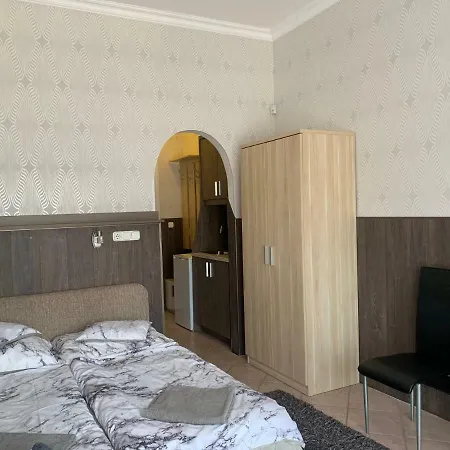 Barbara Vendeghaz Apartment Balatonfured