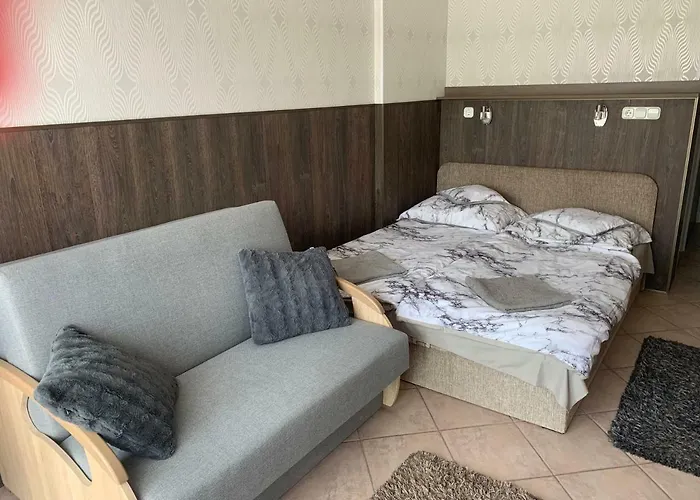 Barbara Vendeghaz Balatonfüred